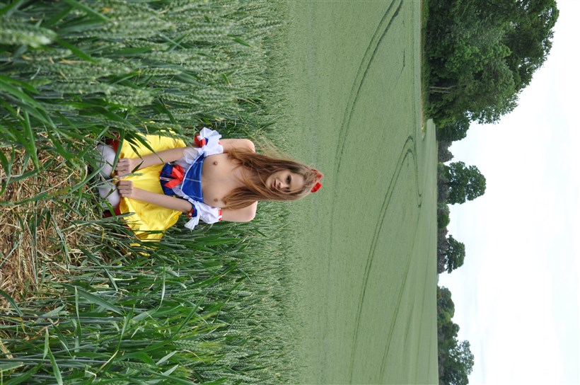 Snow White topless in a wheatfield (mel)